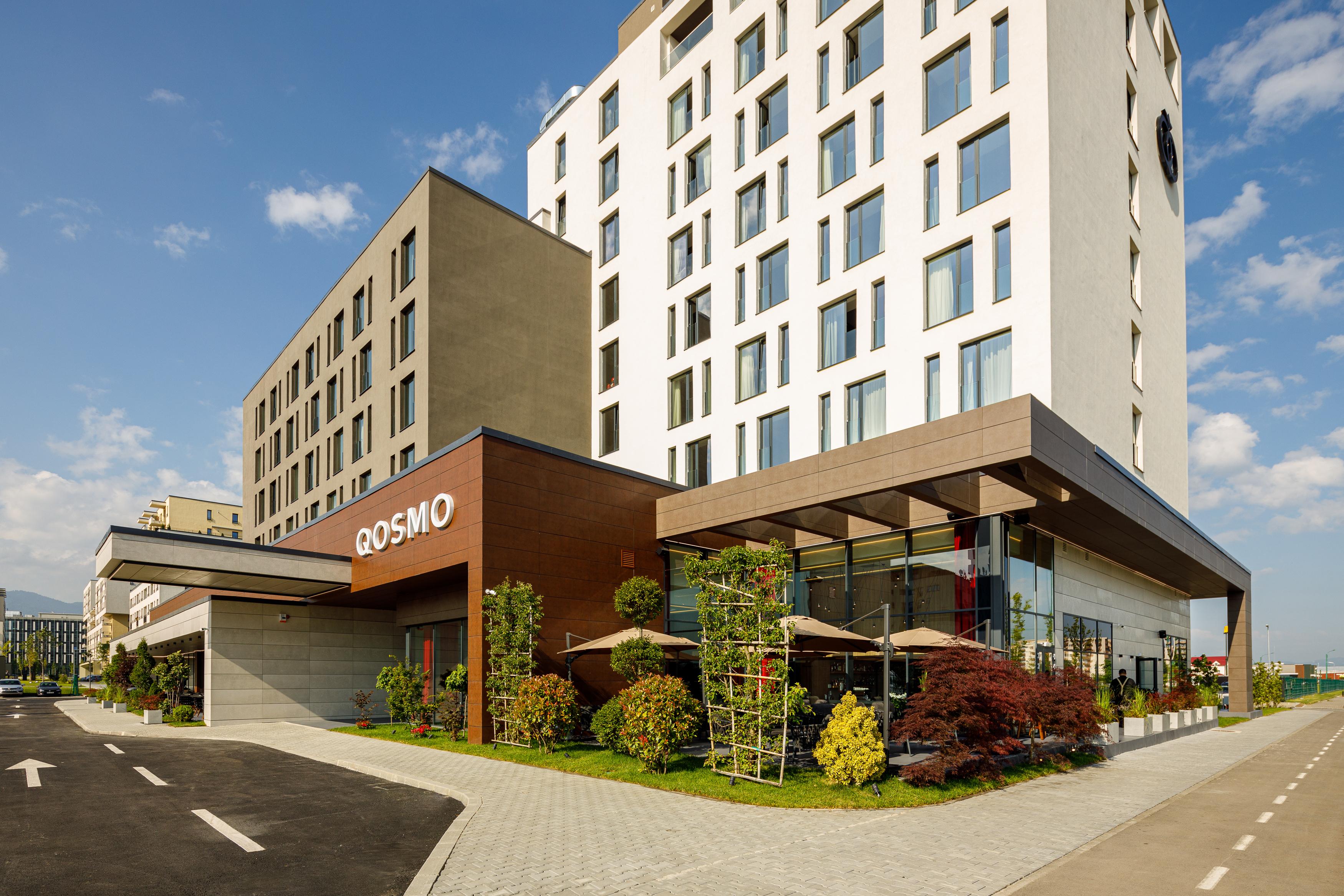 Qosmo Brasov Hotel Exterior photo